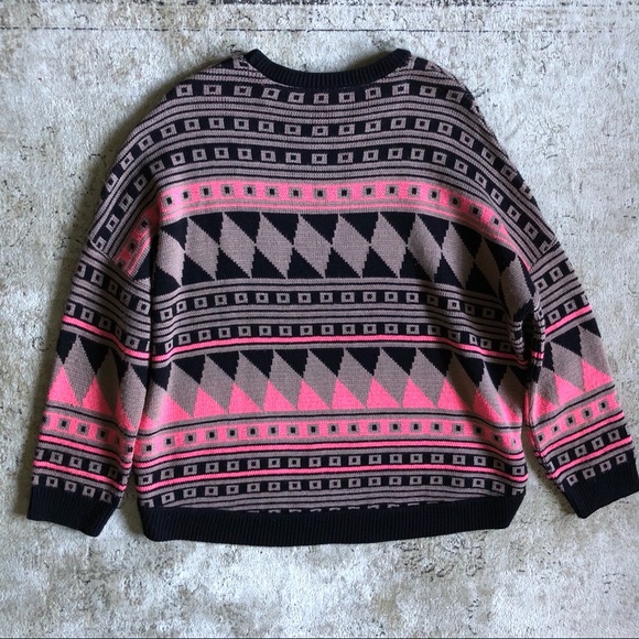 Geometric Sweater - Picture 3 of 3